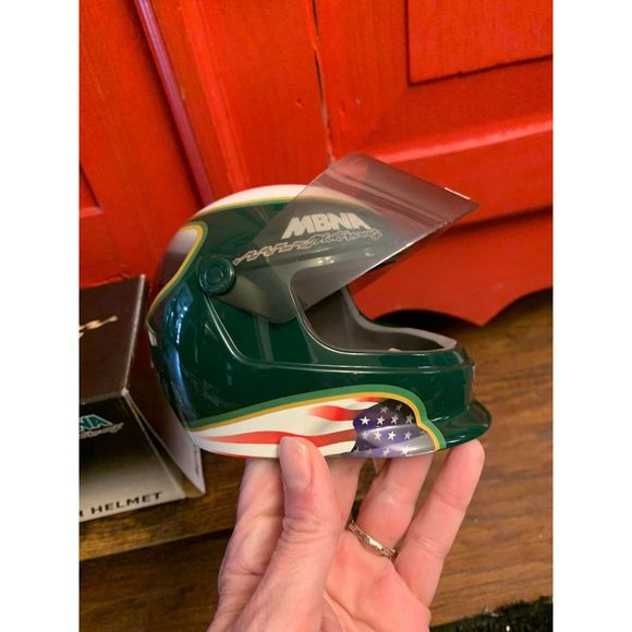New IN Box MBNA Motorsports Nascar First Edition 2002 Mini Autograph Helmet Gift - Picture 4 of 6
